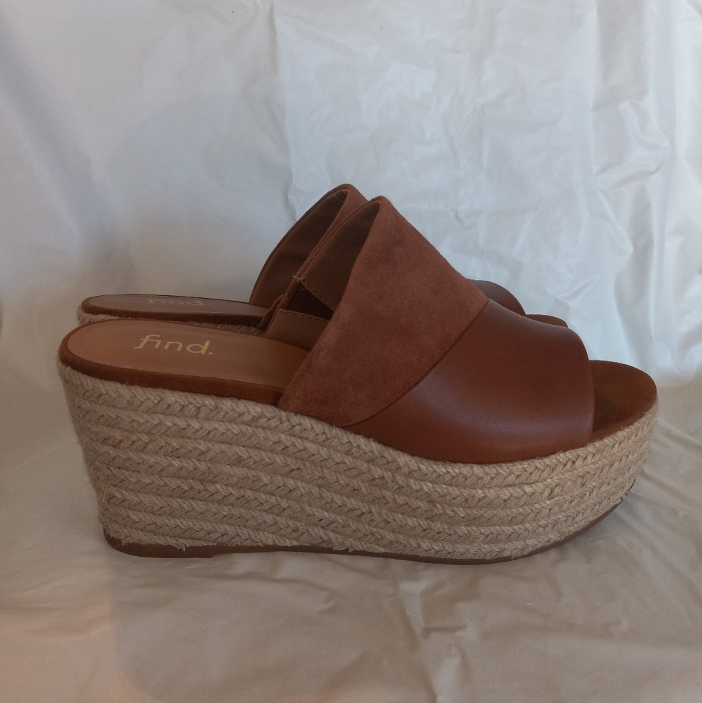 Find Platform Wedge Mules Women's Size 8.5